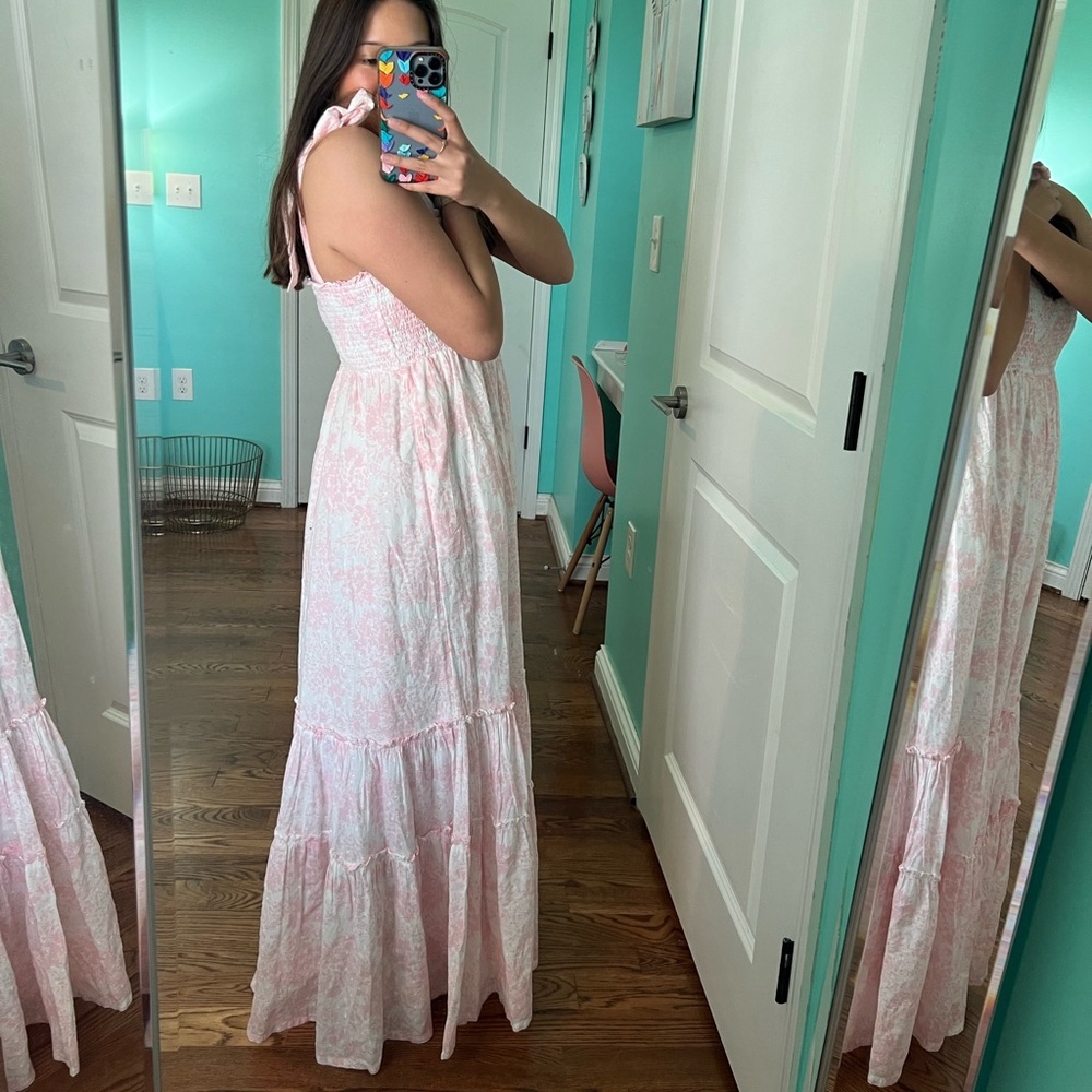 Crown & Ivy Light Pink Patterned Maxi Dress - Picture 7 of 9